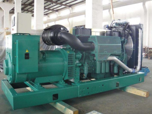 立山便携静音：租赁无声发电机组，便携式解决能源需求